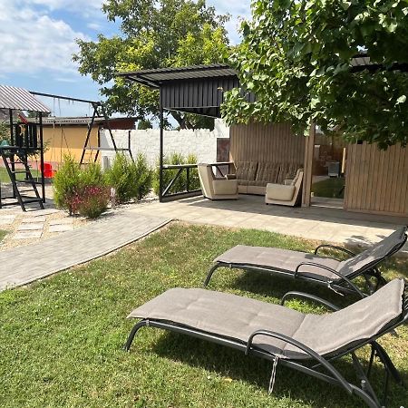 Rajczi Apartman Mohács Exterior foto