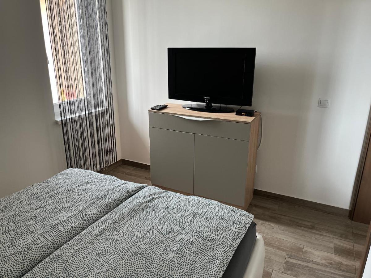 Rajczi Apartman Mohács Exterior foto