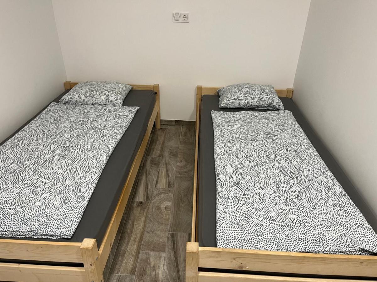 Rajczi Apartman Mohács Exterior foto
