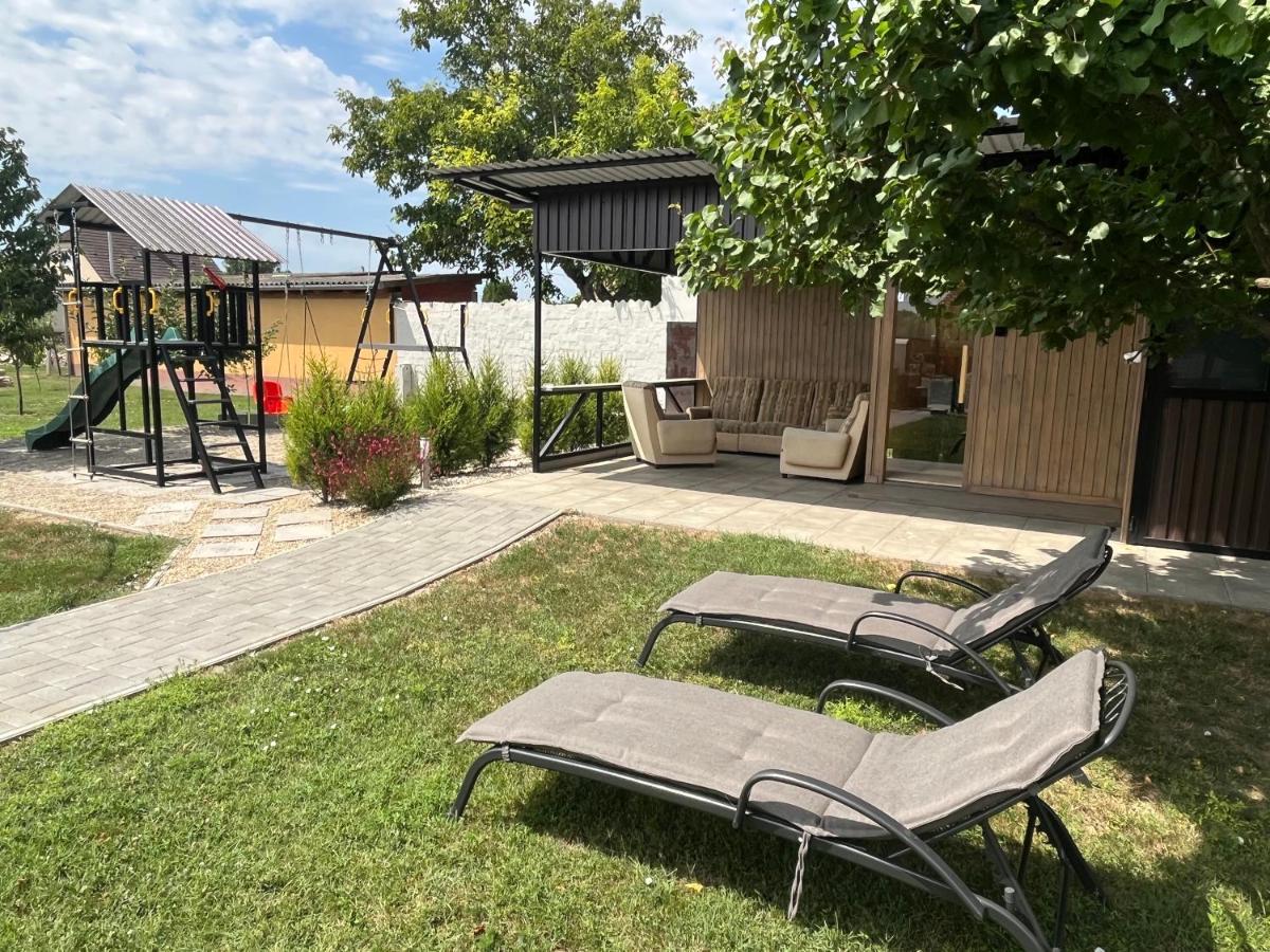 Rajczi Apartman Mohács Exterior foto